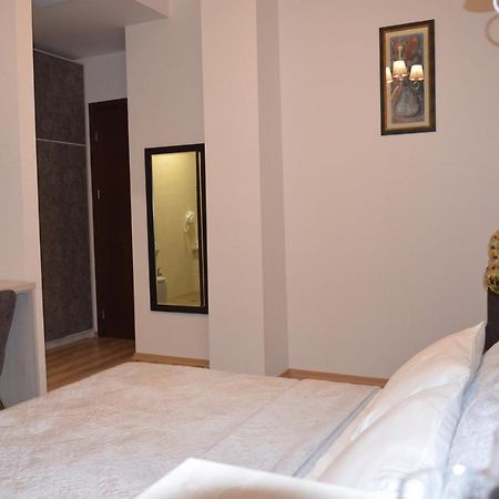 Hotel Griboedov Tbilisi Luaran gambar