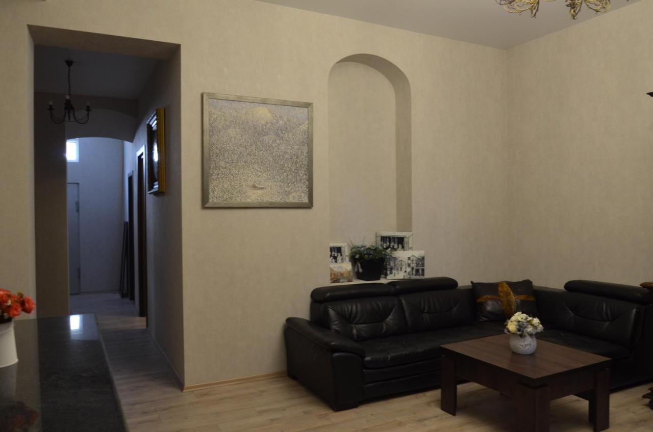 Hotel Griboedov Tbilisi Luaran gambar