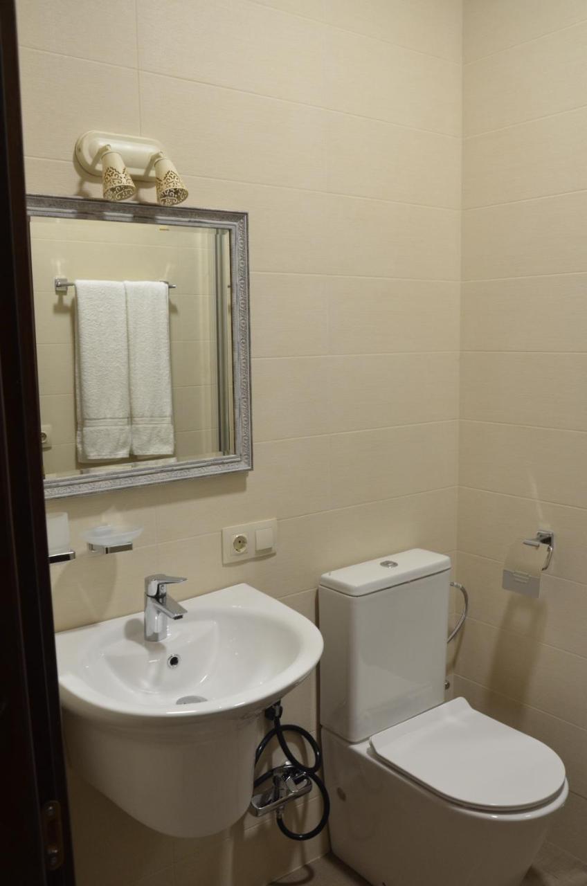 Hotel Griboedov Tbilisi Luaran gambar