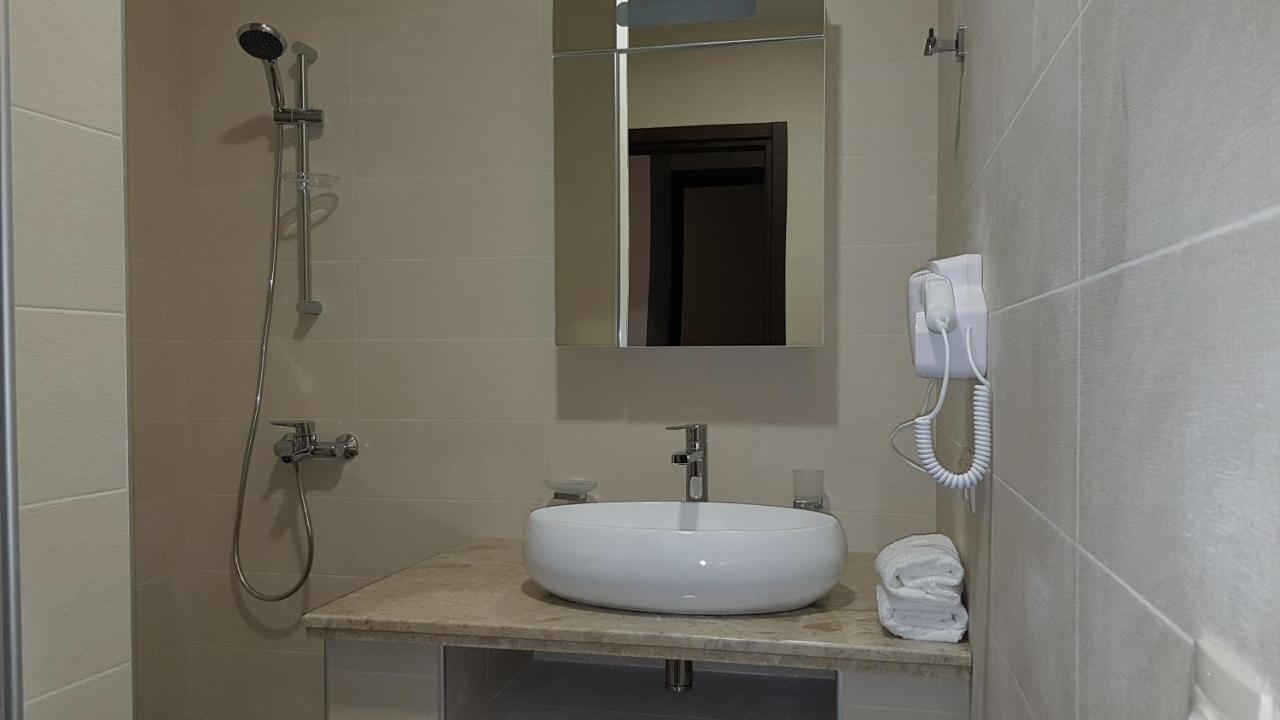 Hotel Griboedov Tbilisi Luaran gambar